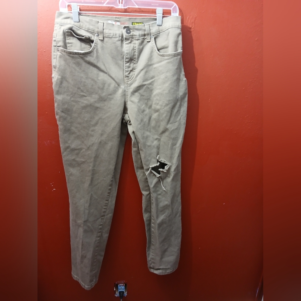 Stylish Grey Green Distressed Women Jeans